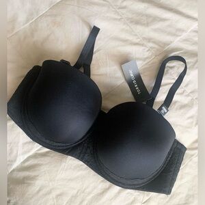Torrid Curve- Black Pushup lace Multiway
Strapless in size 42 DDD